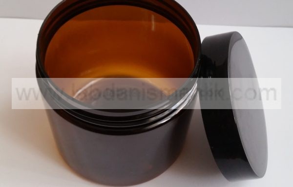 500 ml lik Plastik Kavanoz – Tırtıklı Kapak Siyah